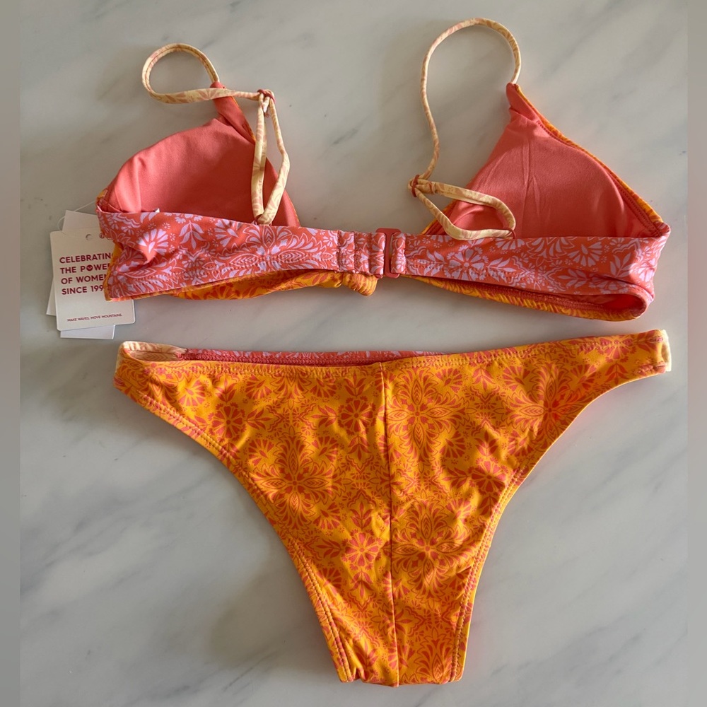 NWT Roxy Bikini - Picture 2 of 4